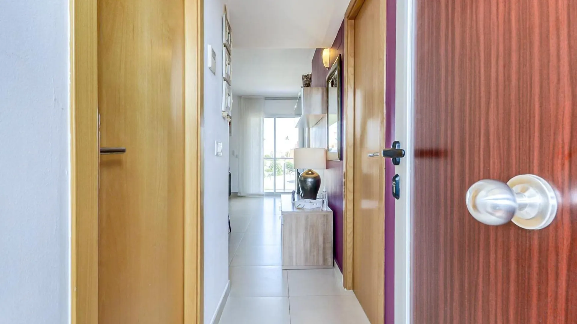 Beautiful Apartment With View Roses